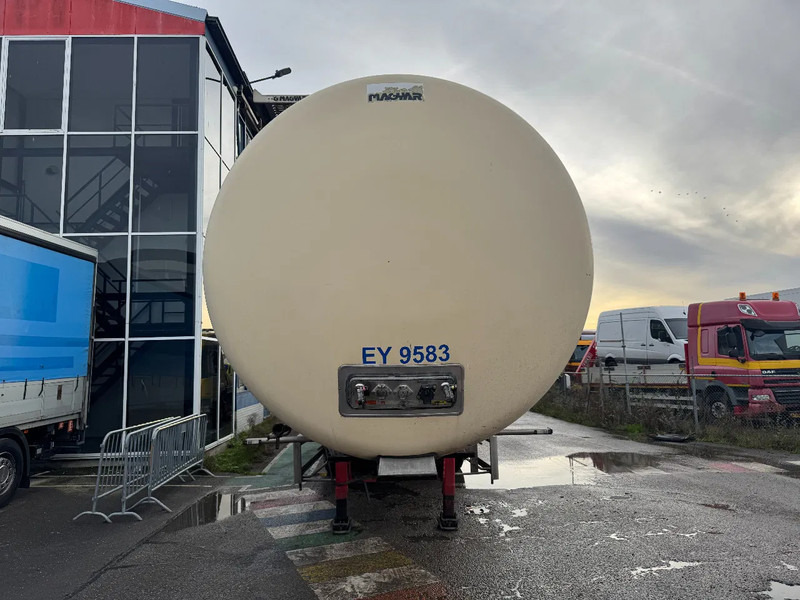 Magyar 3 COMPARTIMENTS BPW AXLES - Semi-remorque citerne: photos 2 Magyar 3 COMPARTIMENTS BPW AXLES - Semi-remorque citerne: photos 2