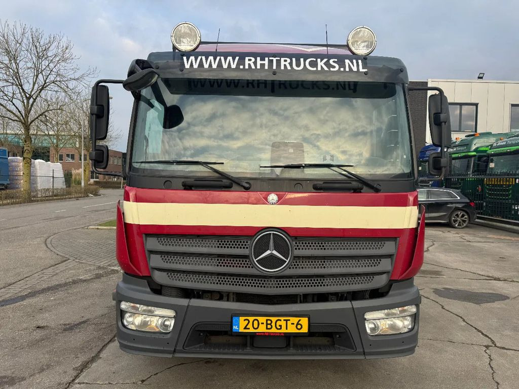 Mercedes-Benz Atego 1016 4X2 - EURO 6 + DHOLLANDIA LIFT - Camion fourgon: photos 2 Mercedes-Benz Atego 1016 4X2 - EURO 6 + DHOLLANDIA LIFT - Camion fourgon: photos 2