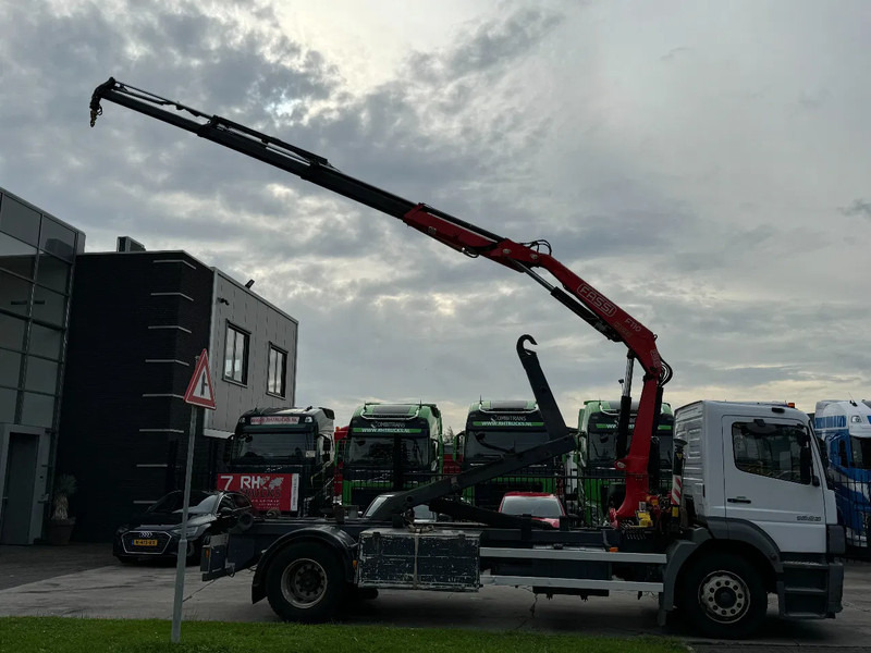 Mercedes-Benz LS 1923 ATEGO + 2011 FASSI F110 + 2011 VDS HOOKLIFT - Camion ampliroll, Camion grue: photos 4 Mercedes-Benz LS 1923 ATEGO + 2011 FASSI F110 + 2011 VDS HOOKLIFT - Camion ampliroll, Camion grue: photos 4