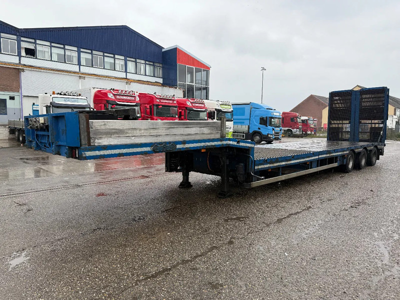 Nooteboom 3 AXLE FORCED STEERING,LIFTHING DECK, DUBBLE HYDRAULIC RAMPS, TUV TILL 05-2026 - Semi-remorque surbaissé: photos 3 Nooteboom 3 AXLE FORCED STEERING,LIFTHING DECK, DUBBLE HYDRAULIC RAMPS, TUV TILL 05-2026 - Semi-remorque surbaissé: photos 3
