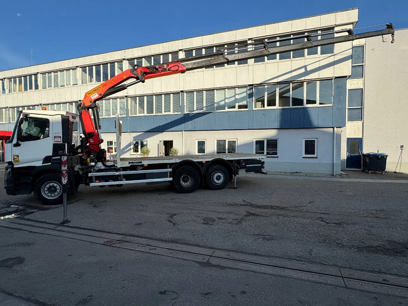 Renault C460 6X2 EURO 6 PALFINGER PK33002 + REMOTE CONTROL ENIGINE RUNNING - Camion plateau, Camion grue: photos 3 Renault C460 6X2 EURO 6 PALFINGER PK33002 + REMOTE CONTROL ENIGINE RUNNING - Camion plateau, Camion grue: photos 3