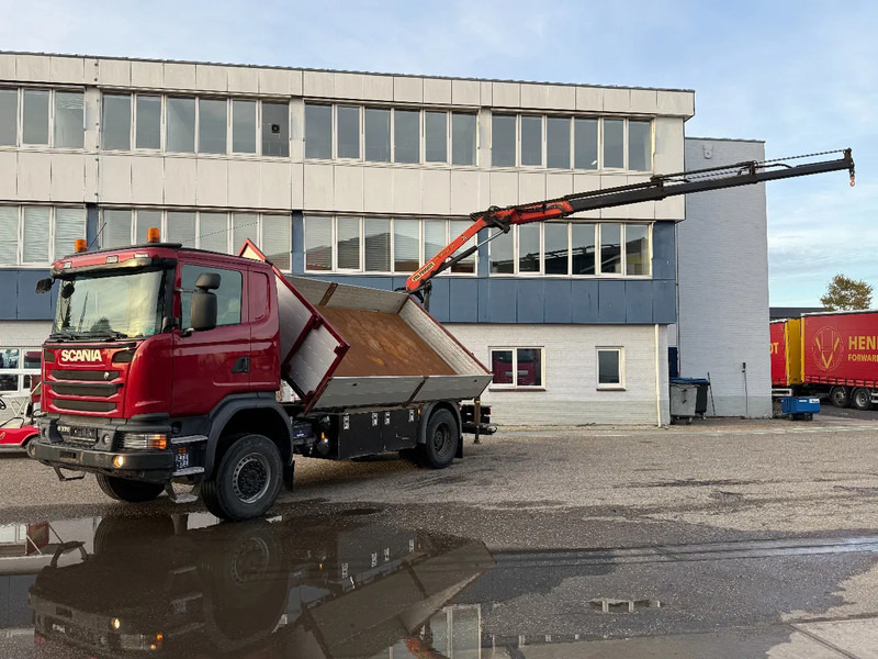 Scania G370 4X4 EURO 6 + 3-SIDE TIPPER + PALFINGER PK9002 + REMOTE - Camion benne, Camion grue: photos 1 Scania G370 4X4 EURO 6 + 3-SIDE TIPPER + PALFINGER PK9002 + REMOTE - Camion benne, Camion grue: photos 1