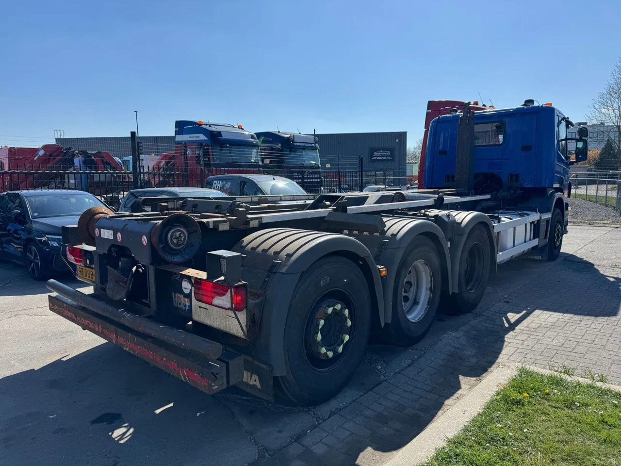 Scania P360 8X4 - EURO 5 + VDL 25T HOOK + TÜV 08-2025 - Camion ampliroll: photos 4 Scania P360 8X4 - EURO 5 + VDL 25T HOOK + TÜV 08-2025 - Camion ampliroll: photos 4