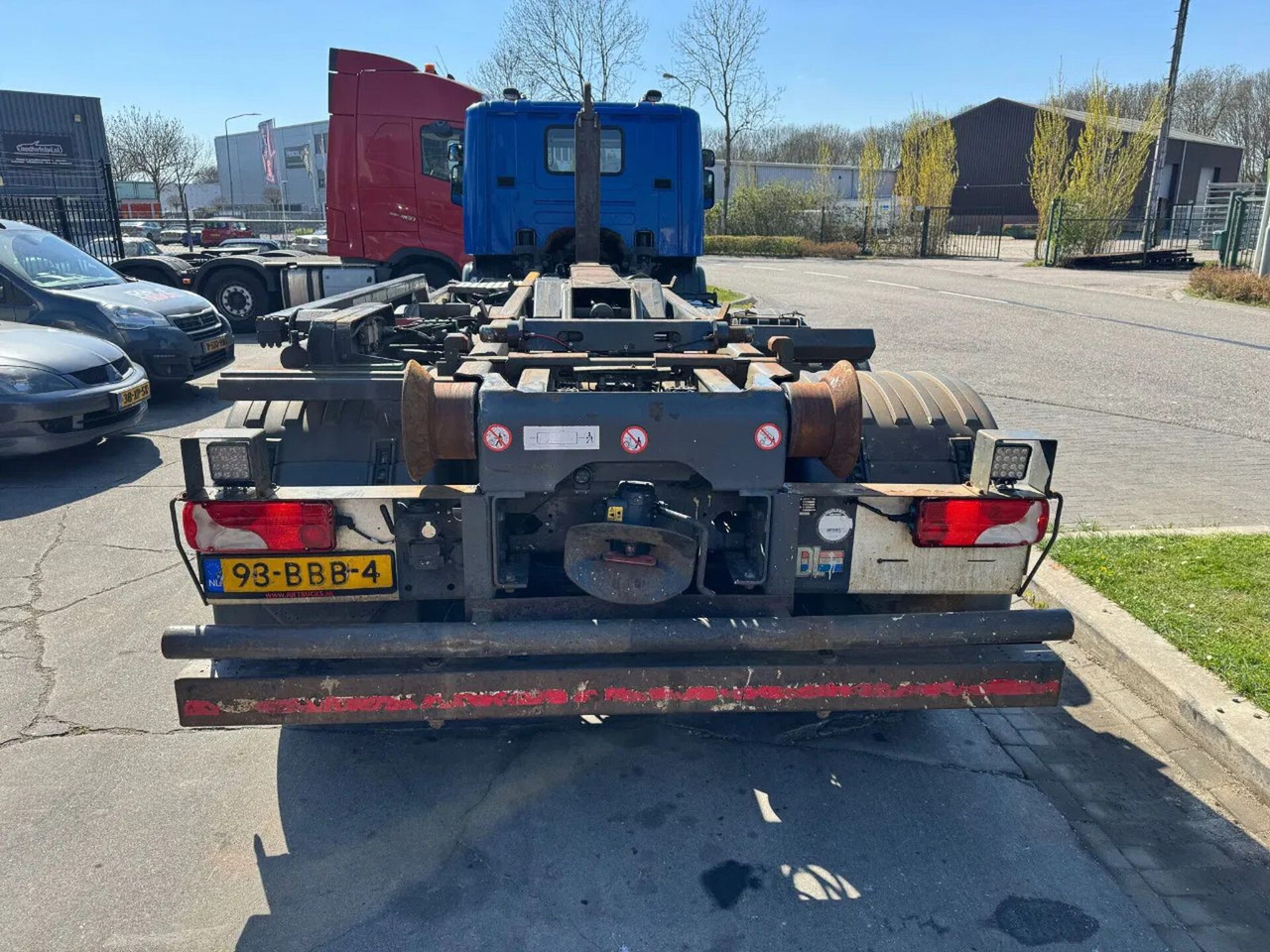 Scania P360 8X4 - EURO 5 + VDL 25T HOOK + TÜV 08-2025 - Camion ampliroll: photos 5 Scania P360 8X4 - EURO 5 + VDL 25T HOOK + TÜV 08-2025 - Camion ampliroll: photos 5