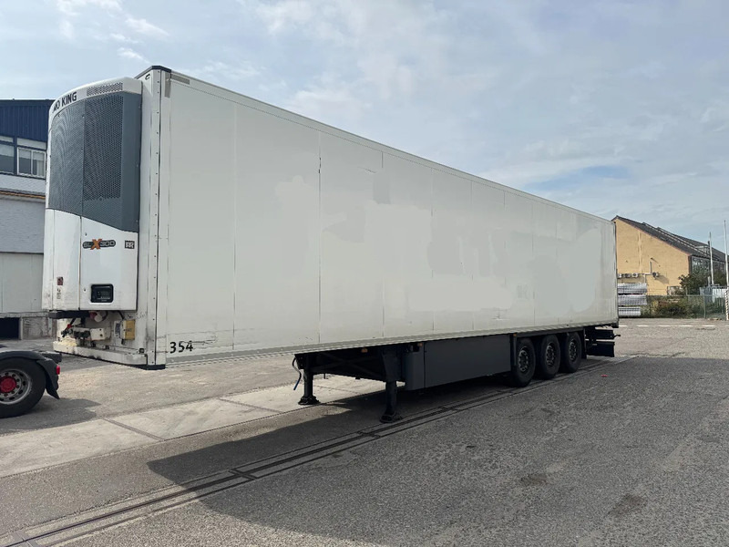 Schmitz Cargobull SKO 24 + THERMO KING SLX 300 D/E TÜV TILL 02-2026 - Semi-remorque frigorifique: photos 1 Schmitz Cargobull SKO 24 + THERMO KING SLX 300 D/E TÜV TILL 02-2026 - Semi-remorque frigorifique: photos 1