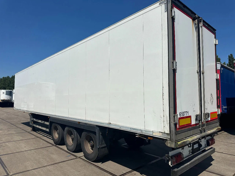 Schmitz Cargobull Schmitz Cargobull PRICES FROM €6950 TO €8950,- 40 X CARRIER 1850 MT D/E SAF AXELS - Semi-remorque frigorifique: photos 4 Schmitz Cargobull Schmitz Cargobull PRICES FROM €6950 TO €8950,- 40 X CARRIER 1850 MT D/E SAF AXELS - Semi-remorque frigorifique: photos 4