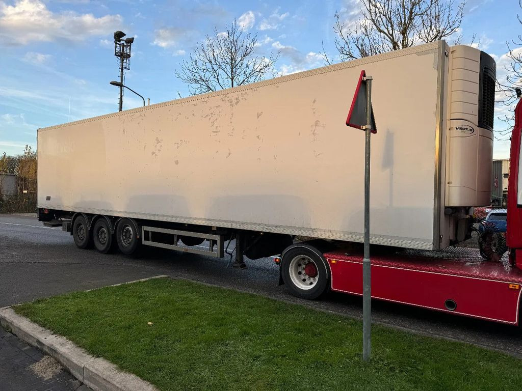 TECNOKAR CARRIER VECTOR 1550 3X SAF AXLE - Semi-remorque frigorifique: photos 5 TECNOKAR CARRIER VECTOR 1550 3X SAF AXLE - Semi-remorque frigorifique: photos 5