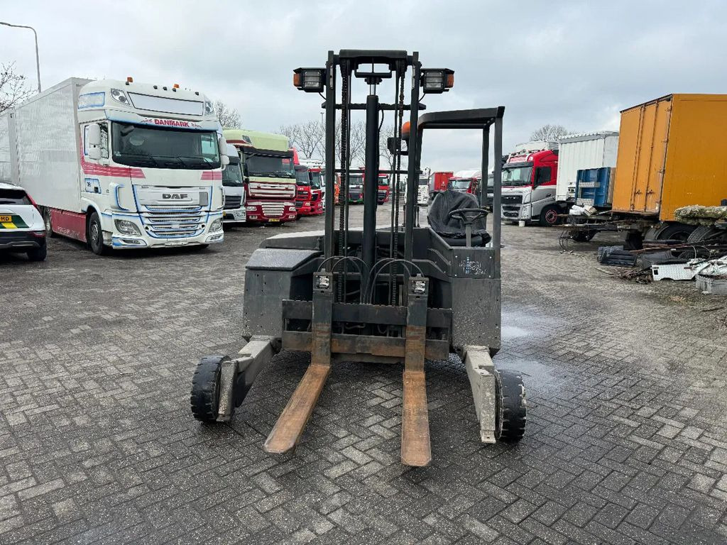 Terberg TKL 3X3 M 2000 KG KINGLIFTER 3,6 METER H - Chariot élévateur diesel: photos 3 Terberg TKL 3X3 M 2000 KG KINGLIFTER 3,6 METER H - Chariot élévateur diesel: photos 3
