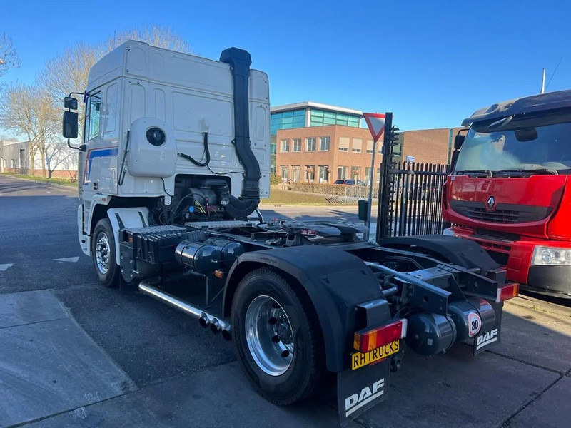 DAF 95.400 4X2 RESTORED/RESTAURIERT/GERESTAUREERD - Tracteur routier: photos 4 DAF 95.400 4X2 RESTORED/RESTAURIERT/GERESTAUREERD - Tracteur routier: photos 4