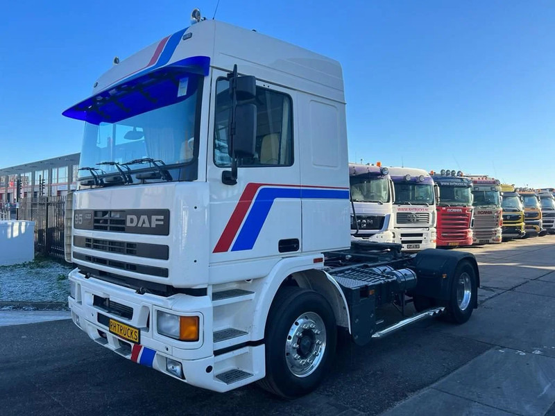 DAF 95.400 4X2 RESTORED/RESTAURIERT/GERESTAUREERD - Tracteur routier: photos 3 DAF 95.400 4X2 RESTORED/RESTAURIERT/GERESTAUREERD - Tracteur routier: photos 3