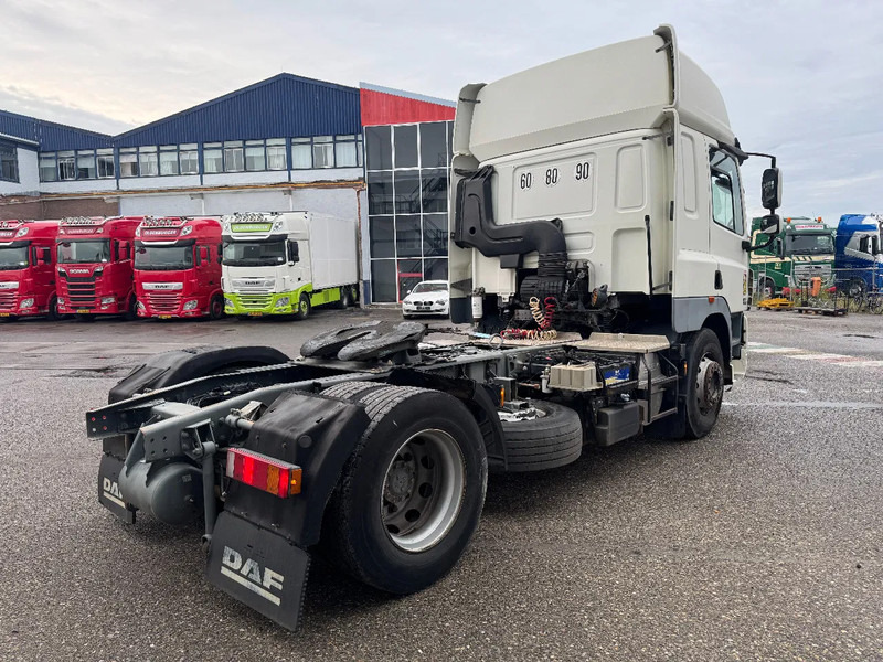DAF CF 85.460 4X2 EURO 5 SLEEPER CAB - Tracteur routier: photos 4 DAF CF 85.460 4X2 EURO 5 SLEEPER CAB - Tracteur routier: photos 4