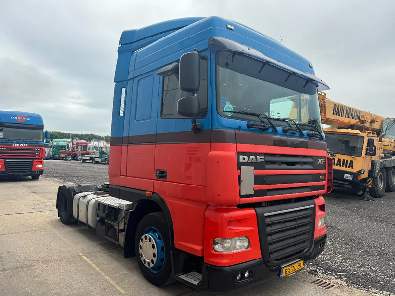 DAF XF 105.410 4X2 MEGA STANDKLIMA AIRCO - Tracteur routier: photos 3 DAF XF 105.410 4X2 MEGA STANDKLIMA AIRCO - Tracteur routier: photos 3