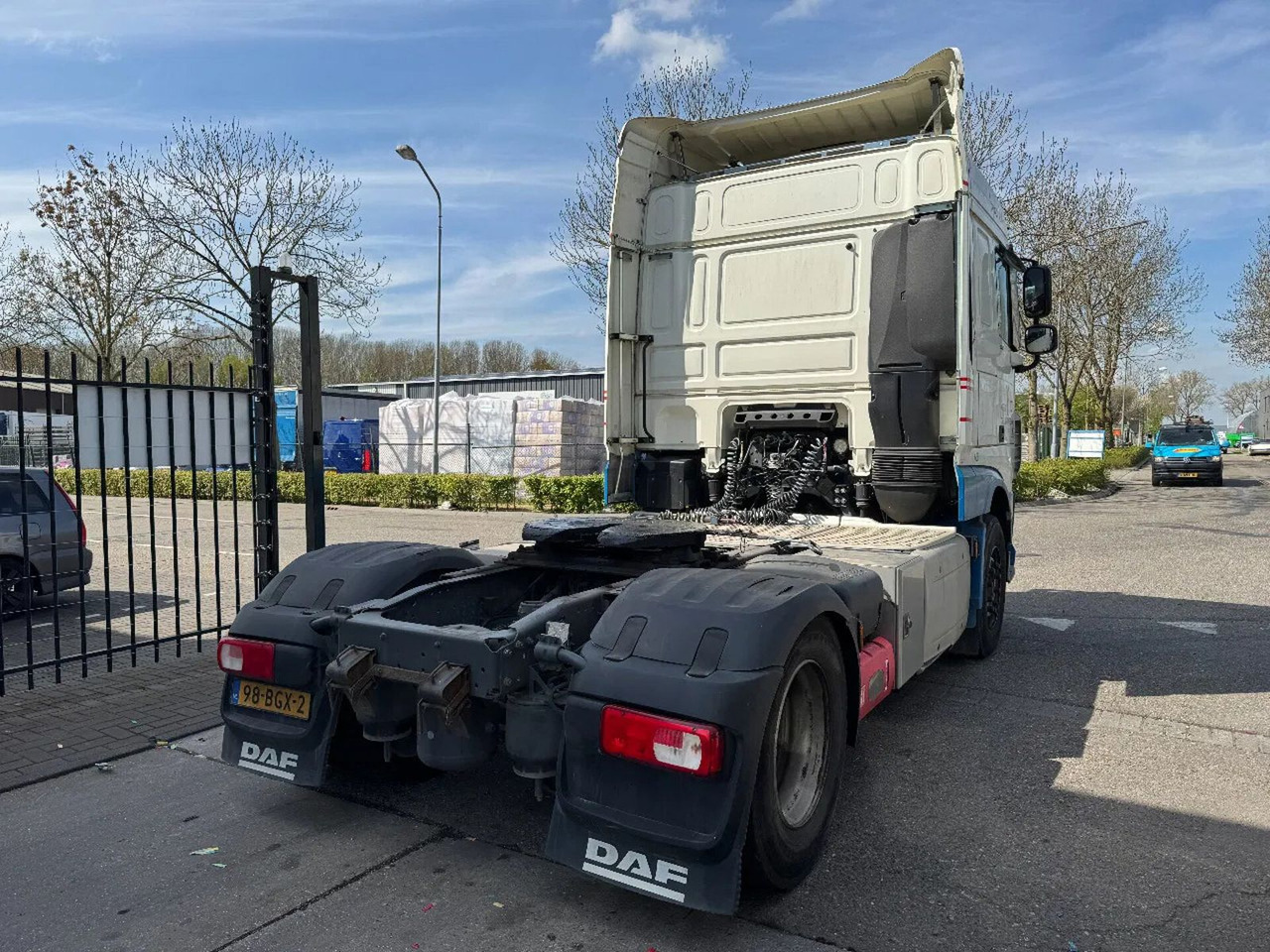 DAF XF 440 4X2 EURO 6 SPOILERS HOLLAND TRUCK - Tracteur routier: photos 5 DAF XF 440 4X2 EURO 6 SPOILERS HOLLAND TRUCK - Tracteur routier: photos 5