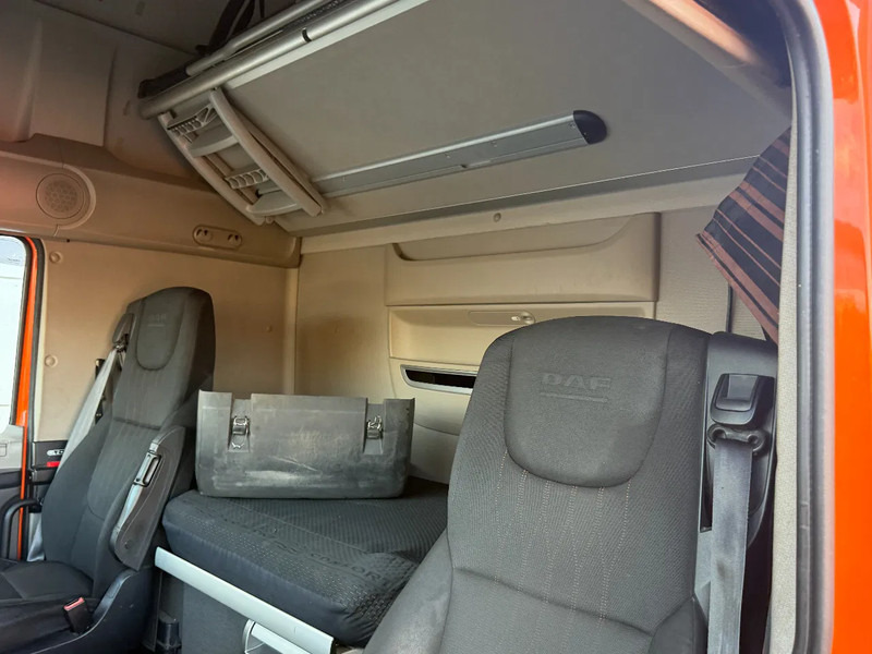 Tracteur routier DAF XF 450 4X2 EURO 6 SKIRTS STANDKLIMA: photos 8