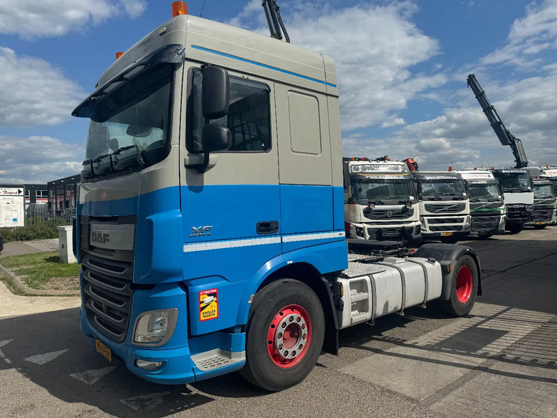 DAF XF 460 4X2 EURO 6 ADR TRS SYSTEM - Tracteur routier: photos 1 DAF XF 460 4X2 EURO 6 ADR TRS SYSTEM - Tracteur routier: photos 1