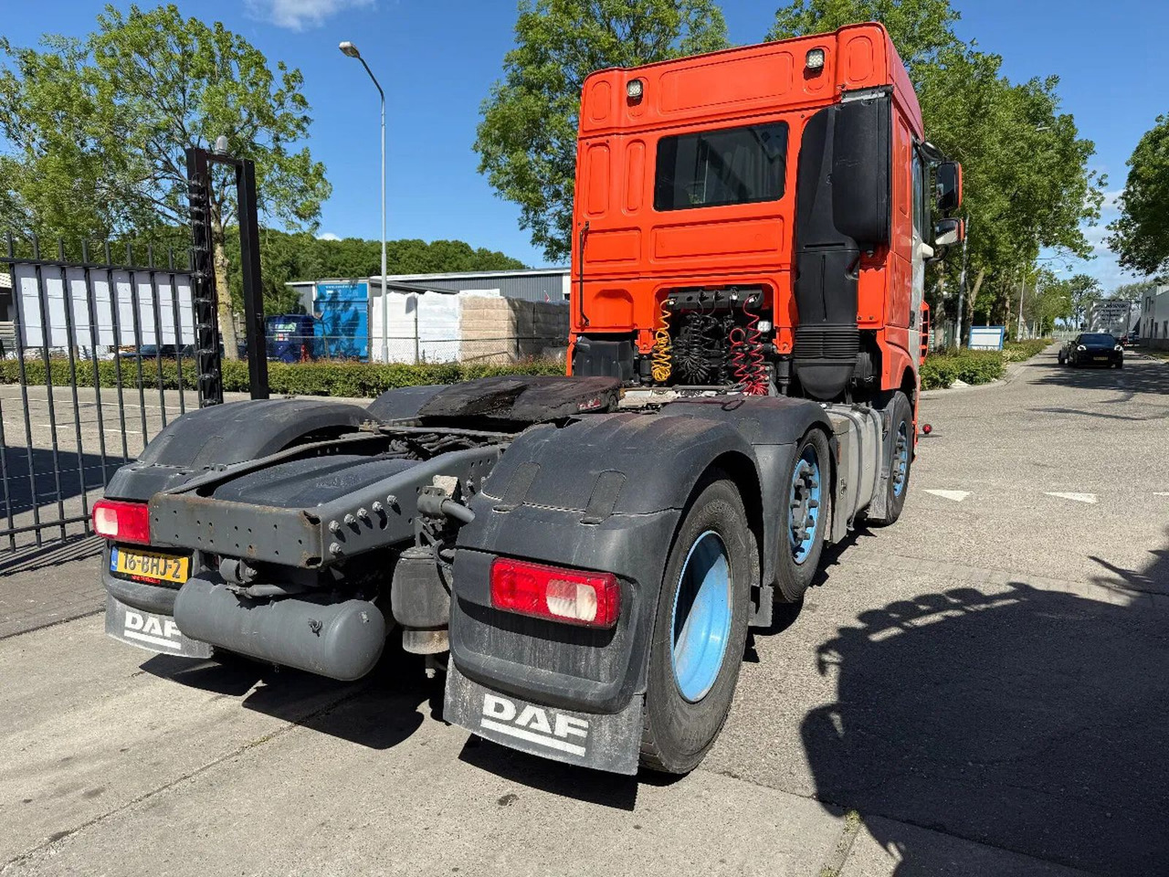 DAF XF 460 6X2 EURO 6 - ONLY 641.670 KM - Tracteur routier: photos 5 DAF XF 460 6X2 EURO 6 - ONLY 641.670 KM - Tracteur routier: photos 5