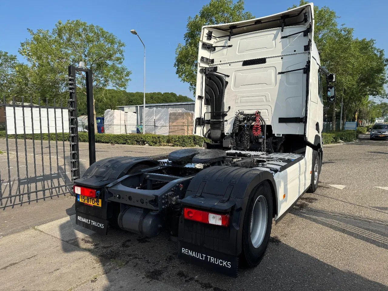 Renault T440 - 13-LITER ENGINE! - EURO 6 SKIRTS SPOILER - Tracteur routier: photos 5 Renault T440 - 13-LITER ENGINE! - EURO 6 SKIRTS SPOILER - Tracteur routier: photos 5