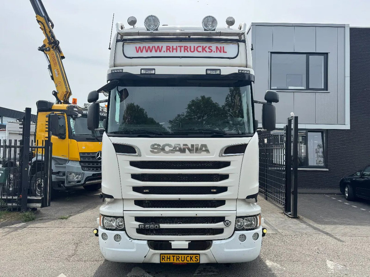 Scania R580 V8 6X2 EURO 6 LEATHER NAVI HYDRAULIC - Tracteur routier: photos 2 Scania R580 V8 6X2 EURO 6 LEATHER NAVI HYDRAULIC - Tracteur routier: photos 2
