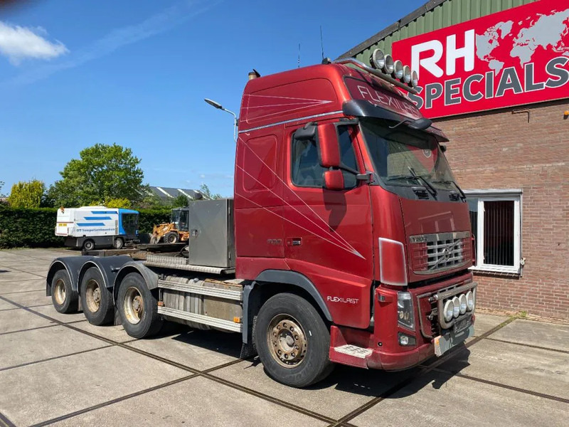 Volvo FH 16.700 FH16-700 8X4 140 TON FULL STEEL - Tracteur routier: photos 4 Volvo FH 16.700 FH16-700 8X4 140 TON FULL STEEL - Tracteur routier: photos 4