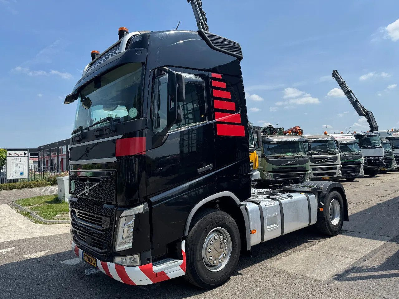 Volvo FH 460 4X2 EURO 6 STANDKLIMA 2 UNITS - Tracteur routier: photos 2 Volvo FH 460 4X2 EURO 6 STANDKLIMA 2 UNITS - Tracteur routier: photos 2