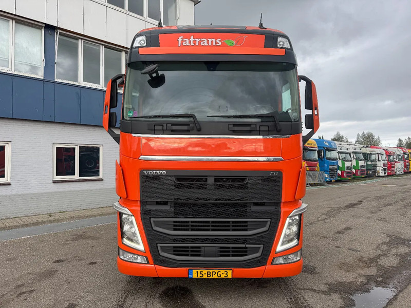 Volvo FH 500 4X2 EURO 6 SKIRTS STANDKLIMA - Tracteur routier: photos 2 Volvo FH 500 4X2 EURO 6 SKIRTS STANDKLIMA - Tracteur routier: photos 2