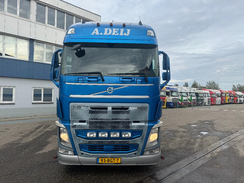 Volvo FH 500 6X2 TRS COOLING EURO 6 DHOLLANDIA LIFT - Camion frigorifique: photos 2 Volvo FH 500 6X2 TRS COOLING EURO 6 DHOLLANDIA LIFT - Camion frigorifique: photos 2