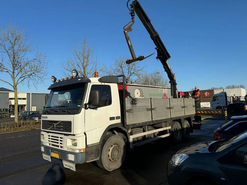 Volvo FM 12.340 6X2 - EURO 3 + PALFINGER PK15002 + LIFT/STEERING AXLE - Camion grue: photos 2 Volvo FM 12.340 6X2 - EURO 3 + PALFINGER PK15002 + LIFT/STEERING AXLE - Camion grue: photos 2