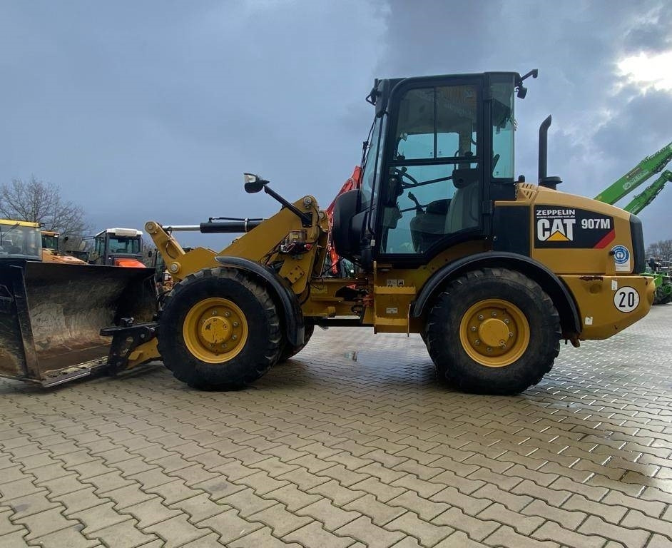 CAT 907 M - Chargeuse sur pneus: photos 4 CAT 907 M - Chargeuse sur pneus: photos 4