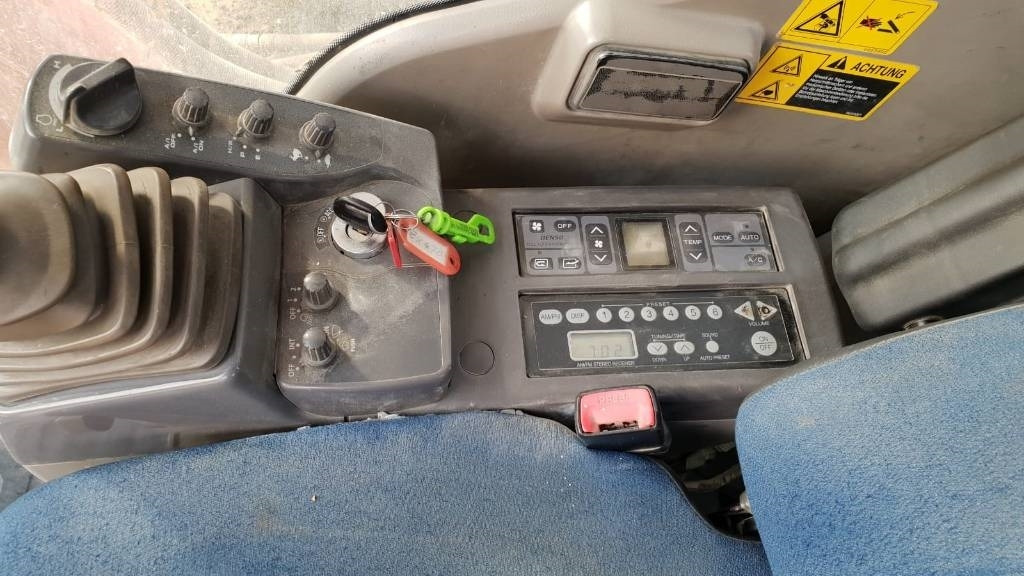 HITACHI ZX 470LCH-3 - Pelle sur chenille: photos 4 HITACHI ZX 470LCH-3 - Pelle sur chenille: photos 4