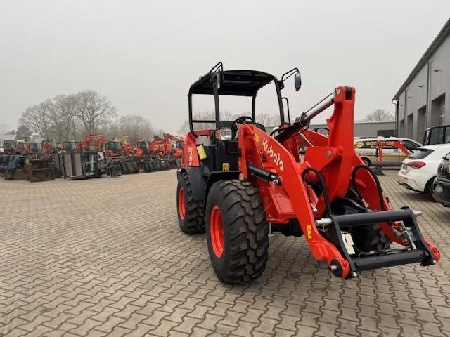 Kubota R 090 - Chargeuse sur pneus: photos 5 Kubota R 090 - Chargeuse sur pneus: photos 5