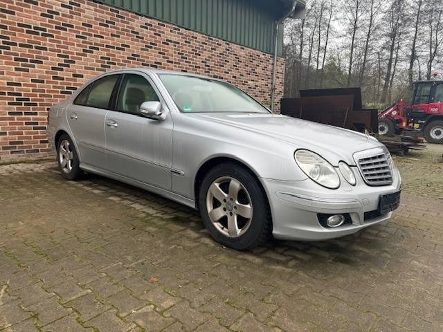 Mercedes-Benz E 280 CDI 4Matic - Voiture: photos 1 Mercedes-Benz E 280 CDI 4Matic - Voiture: photos 1