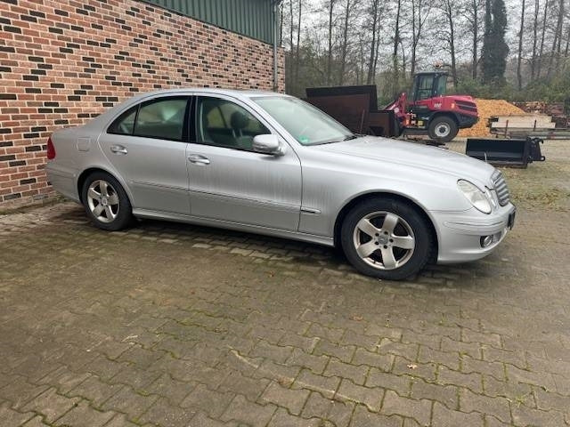 Mercedes-Benz E 280 CDI 4Matic - Voiture: photos 2 Mercedes-Benz E 280 CDI 4Matic - Voiture: photos 2