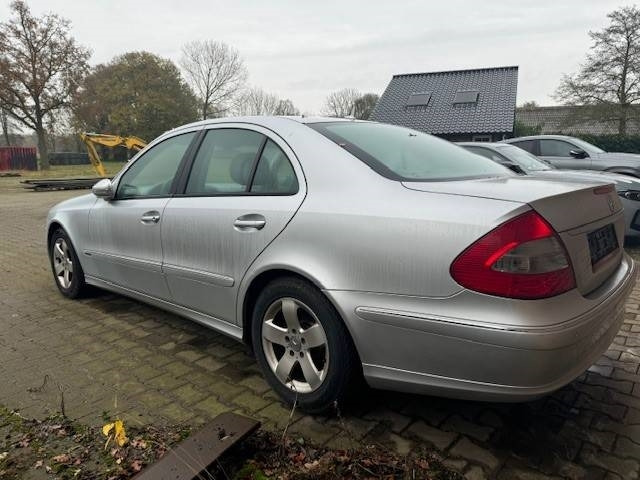 Mercedes-Benz E 280 CDI 4Matic - Voiture: photos 5 Mercedes-Benz E 280 CDI 4Matic - Voiture: photos 5