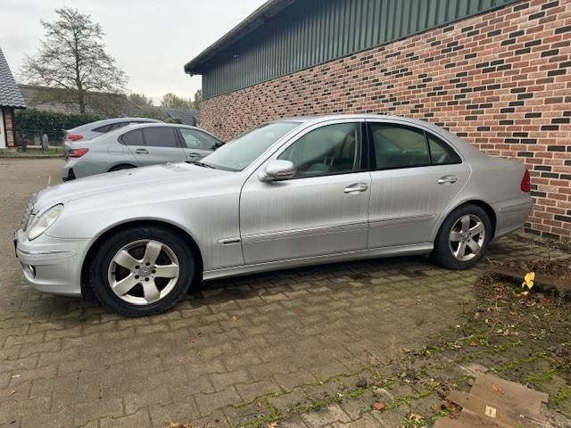 Mercedes-Benz E 280 CDI 4Matic - Voiture: photos 4 Mercedes-Benz E 280 CDI 4Matic - Voiture: photos 4