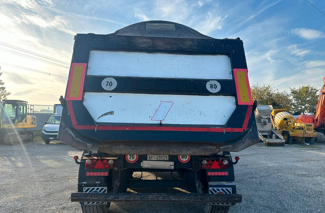 Smeirimorchio ribaltabile Bianchi - Autre matériel: photos 5 Smeirimorchio ribaltabile Bianchi - Autre matériel: photos 5