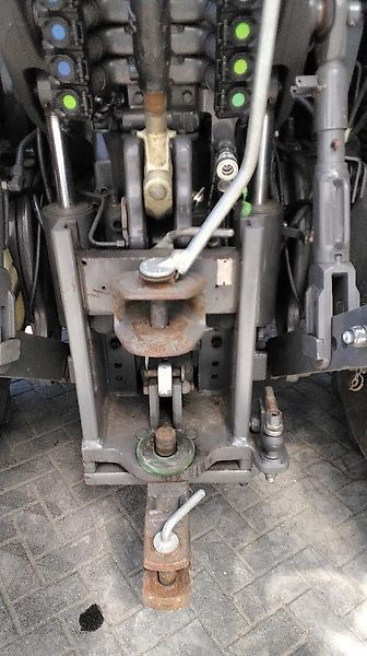 Tracteur agricole Valtra T153 Versu: photos 12