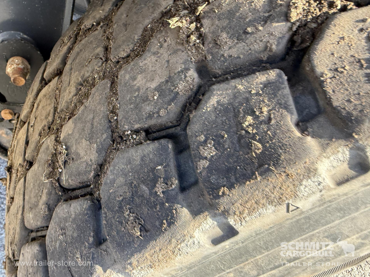 KAESSBOHRER Tipper Steel half pipe body 27m³ - Semi-remorque benne: photos 4 KAESSBOHRER Tipper Steel half pipe body 27m³ - Semi-remorque benne: photos 4