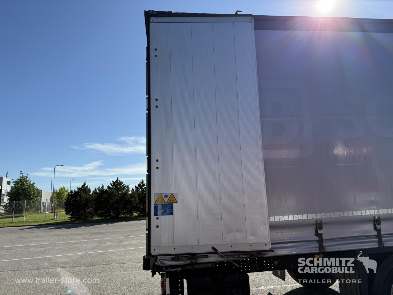 SCHMITZ Curtainsider Standard - Semi-remorque rideaux coulissants: photos 2 SCHMITZ Curtainsider Standard - Semi-remorque rideaux coulissants: photos 2