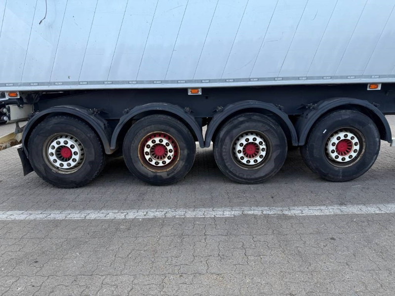 Crédit-bail de KEL-BERG 4-axle Tipper/Kipper/Tiptrailer 37m3 KEL-BERG 4-axle Tipper/Kipper/Tiptrailer 37m3: photos 12 Crédit-bail de KEL-BERG 4-axle Tipper/Kipper/Tiptrailer 37m3 KEL-BERG 4-axle Tipper/Kipper/Tiptrailer 37m3: photos 12