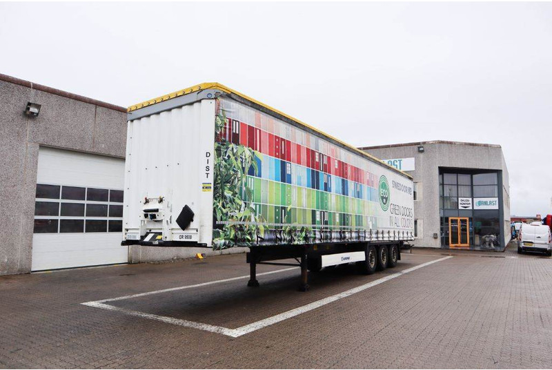 Krone 3 axle curtainside trailer - Semi-remorque rideaux coulissants: photos 1 Krone 3 axle curtainside trailer - Semi-remorque rideaux coulissants: photos 1