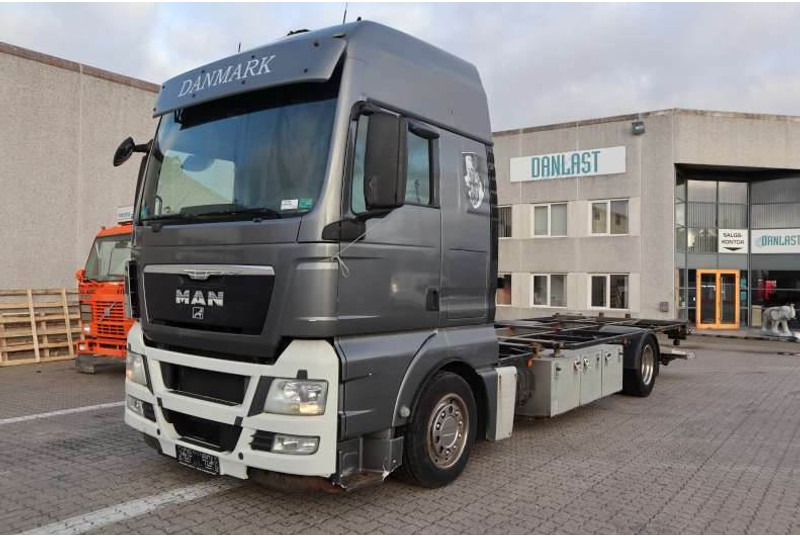 MAN TGX 18.480 Eftermonteret partikelfilter - Camion porte-conteneur/ Caisse mobile: photos 1 MAN TGX 18.480 Eftermonteret partikelfilter - Camion porte-conteneur/ Caisse mobile: photos 1