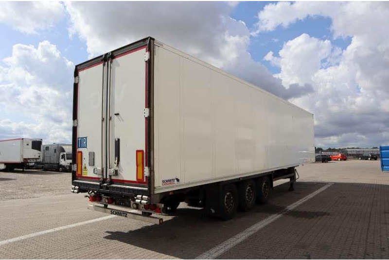 Schmitz Cargobull 33 pl. Dobbelt compartment - Semi-remorque frigorifique: photos 3 Schmitz Cargobull 33 pl. Dobbelt compartment - Semi-remorque frigorifique: photos 3