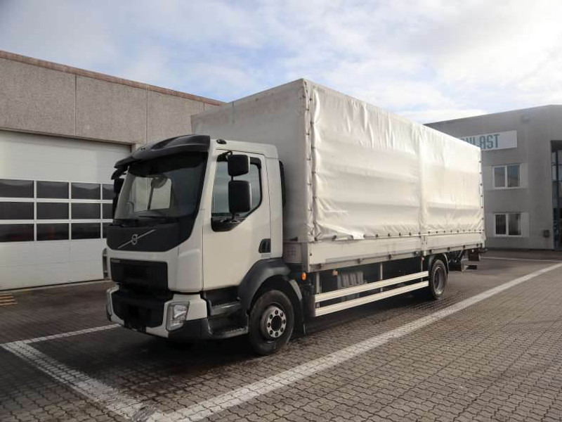 Volvo FL 240 EURO 6 - Camion à rideaux coulissants: photos 1 Volvo FL 240 EURO 6 - Camion à rideaux coulissants: photos 1