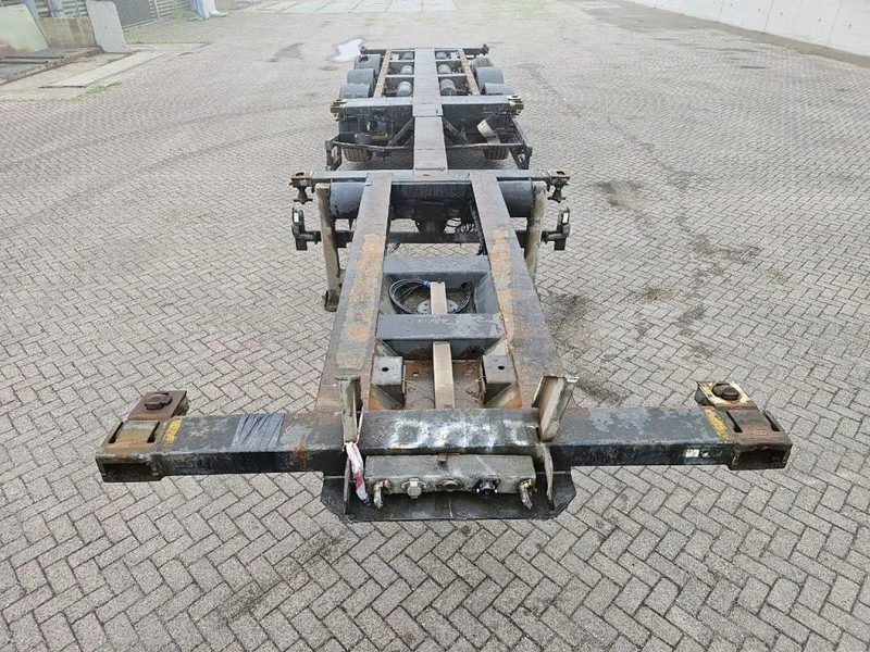 Broshuis MFCC Multi - Lifting axle - 2x20FT / 40FTHC / 45FTHC - Semi-remorque porte-conteneur/ Caisse mobile: photos 2 Broshuis MFCC Multi - Lifting axle - 2x20FT / 40FTHC / 45FTHC - Semi-remorque porte-conteneur/ Caisse mobile: photos 2