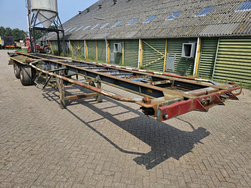 Fruehauf 2 axle - Steelspring - widespread - Semi-remorque porte-conteneur/ Caisse mobile: photos 3 Fruehauf 2 axle - Steelspring - widespread - Semi-remorque porte-conteneur/ Caisse mobile: photos 3