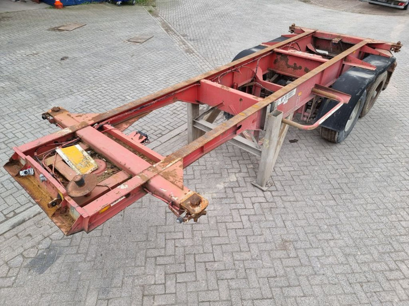 Fruehauf STEELSPRING - Drumbrakes - Semi-remorque porte-conteneur/ Caisse mobile: photos 1 Fruehauf STEELSPRING - Drumbrakes - Semi-remorque porte-conteneur/ Caisse mobile: photos 1