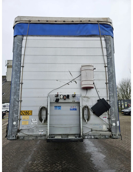 Schmitz Cargobull SCB - Lifting roof - sliding roof - Galvanised chassis - Semi-remorque rideaux coulissants: photos 2 Schmitz Cargobull SCB - Lifting roof - sliding roof - Galvanised chassis - Semi-remorque rideaux coulissants: photos 2