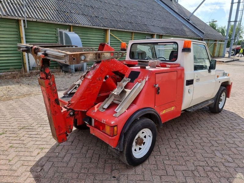 Remorqueuse Toyota JIGE - Tow system - takelsysteem: photos 9