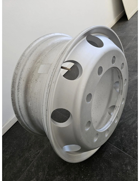 Alcoa 22.5 x 9.00 (200 Pieces in stock) - Jante pour Camion: photos 4 Alcoa 22.5 x 9.00 (200 Pieces in stock) - Jante pour Camion: photos 4