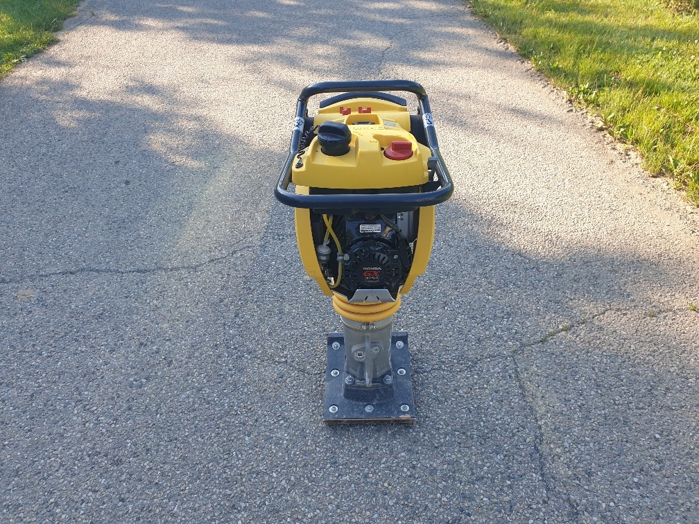 BOMAG BT 65 - Plaque vibrante: photos 3 BOMAG BT 65 - Plaque vibrante: photos 3